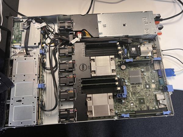 Dell PowerEdge R420 Rack Server